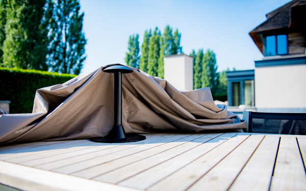 RWSP Water Shedding Pole Raffles Covers